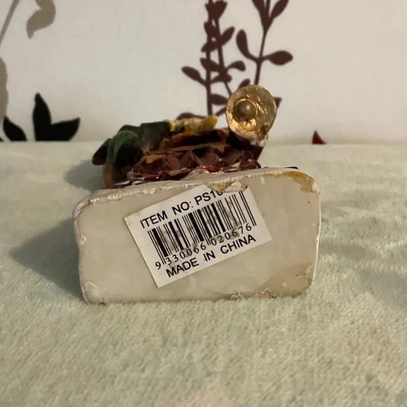 Christmas Ornament $10 🎄 - Picture 5 of 7